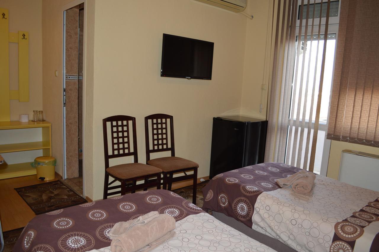 Dionis Hotel Petrich  Luaran gambar